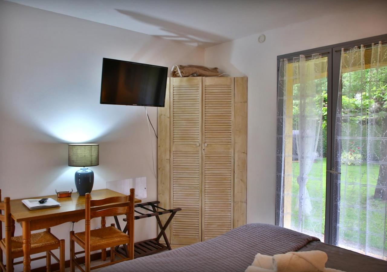 Beau Vallon - Gite Et Chambres D'Hotes Pyrenees-Mediterranee - Pays Catalan Sahorre Exterior photo