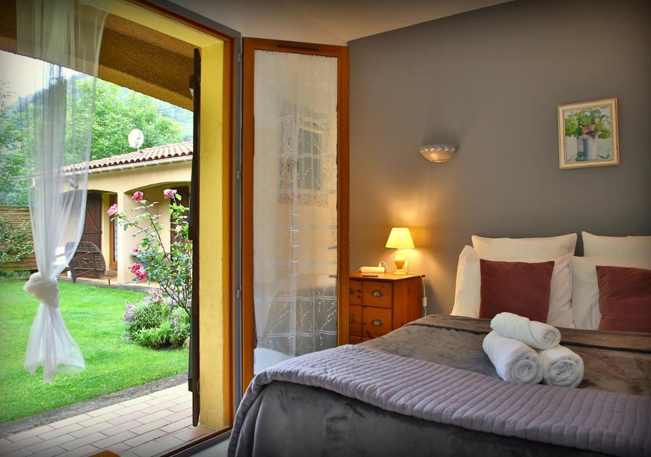 Beau Vallon - Gite Et Chambres D'Hotes Pyrenees-Mediterranee - Pays Catalan Sahorre Exterior photo