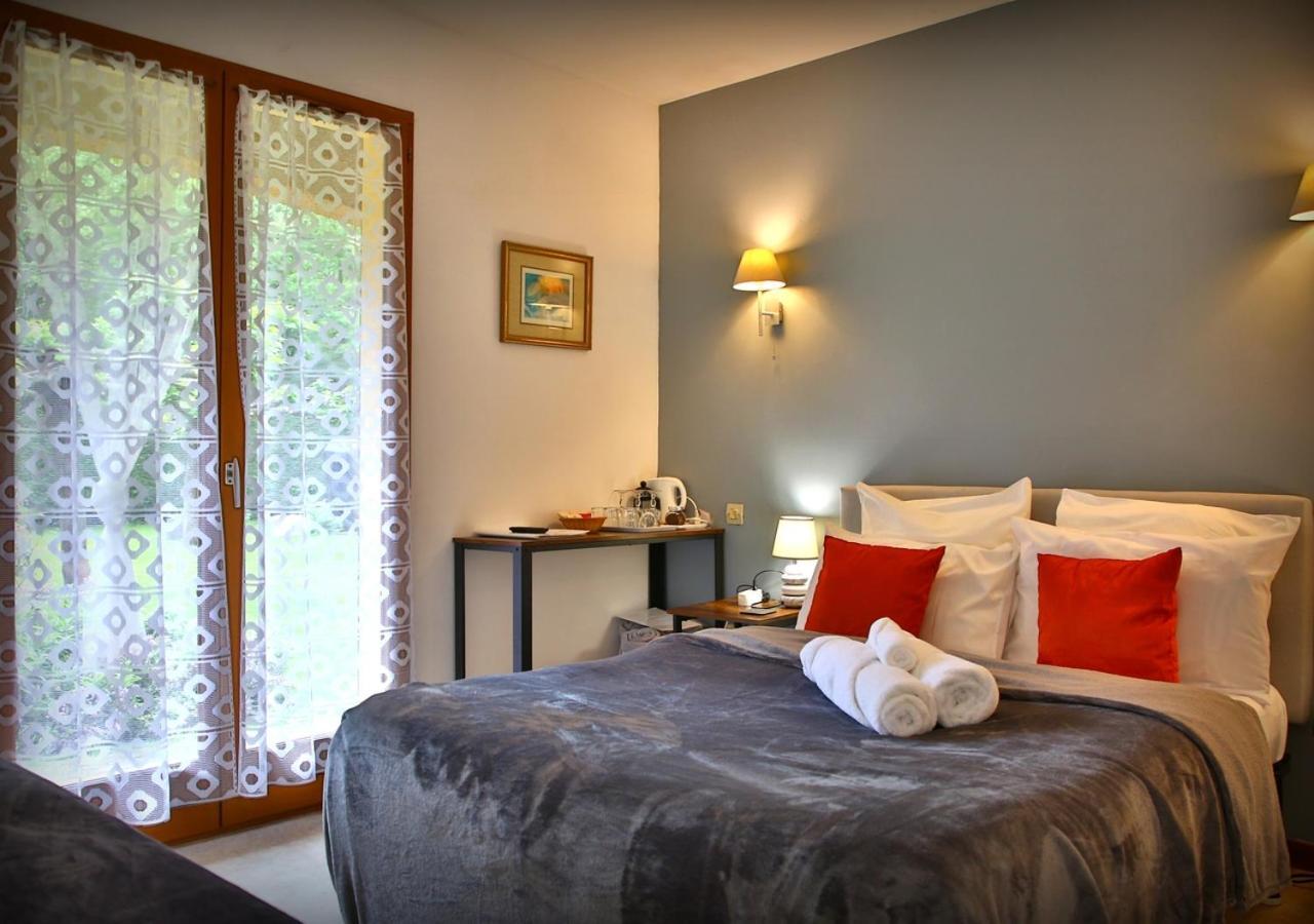 Beau Vallon - Gite Et Chambres D'Hotes Pyrenees-Mediterranee - Pays Catalan Sahorre Exterior photo