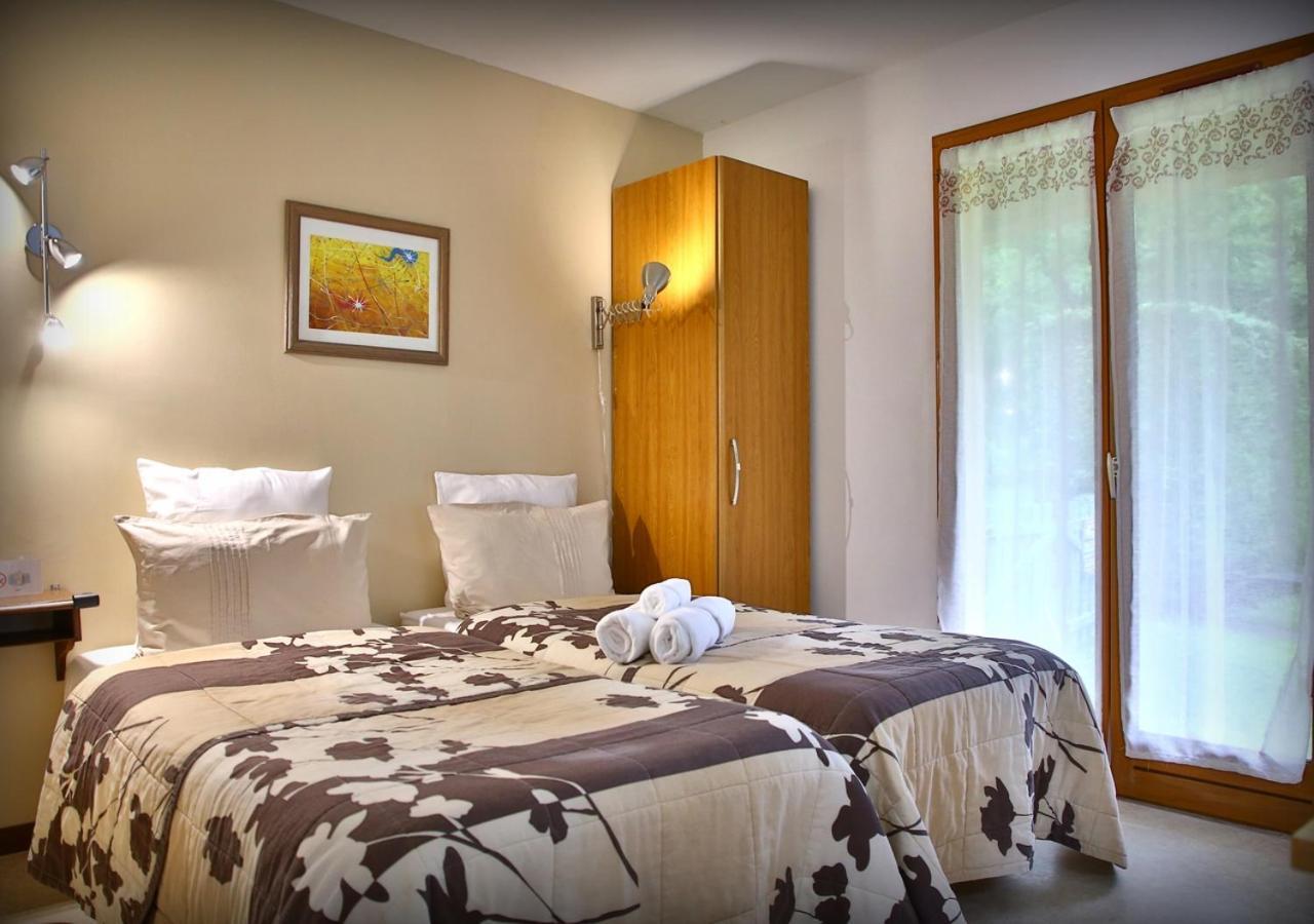 Beau Vallon - Gite Et Chambres D'Hotes Pyrenees-Mediterranee - Pays Catalan Sahorre Exterior photo