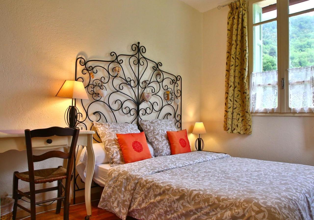 Beau Vallon - Gite Et Chambres D'Hotes Pyrenees-Mediterranee - Pays Catalan Sahorre Exterior photo